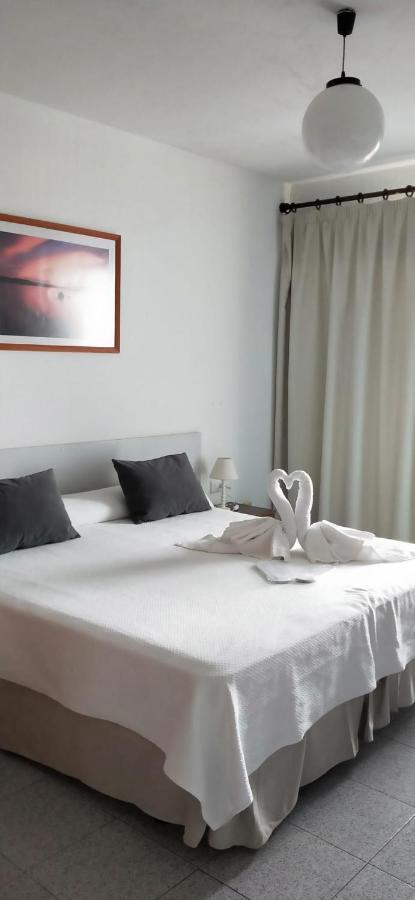 Hostal S'Algaret Fornells  Bagian luar foto