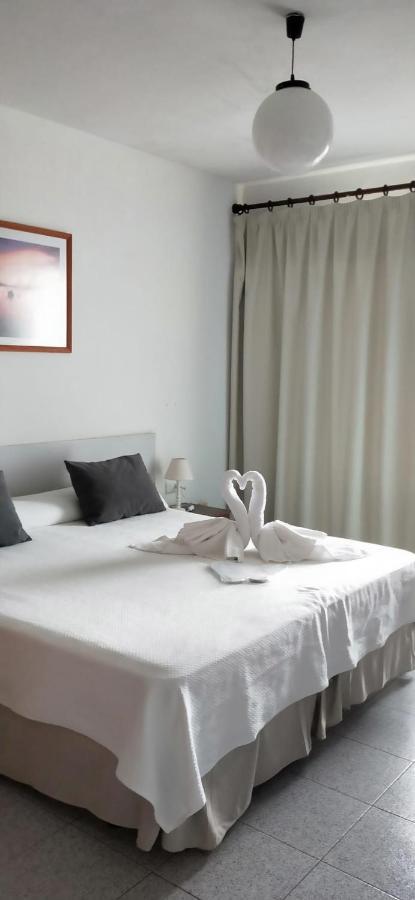 Hostal S'Algaret Fornells  Bagian luar foto