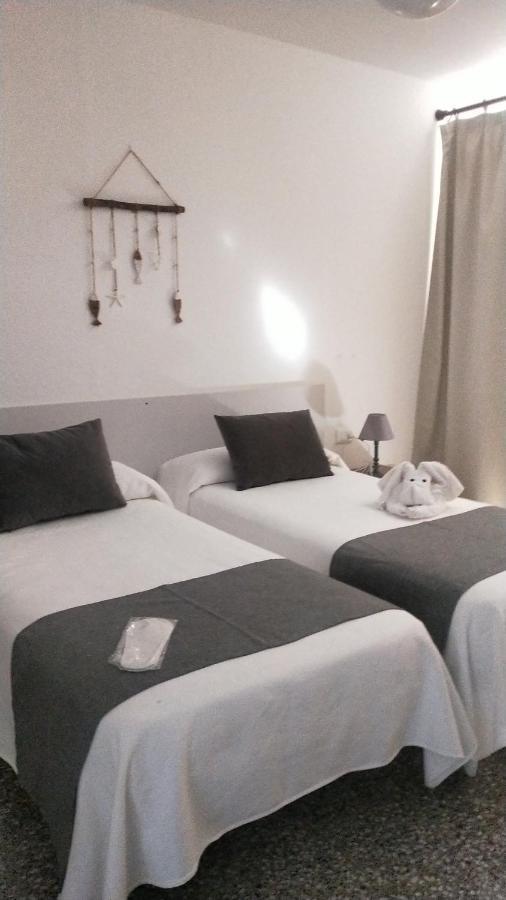 Hostal S'Algaret Fornells  Bagian luar foto