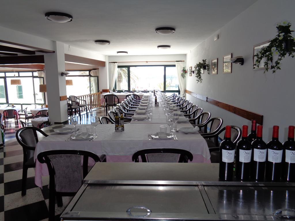 Hostal S'Algaret Fornells  Bagian luar foto