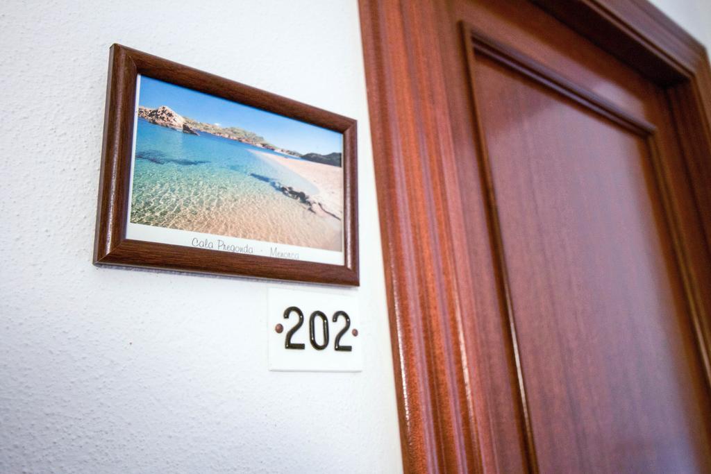Hostal S'Algaret Fornells  Bagian luar foto